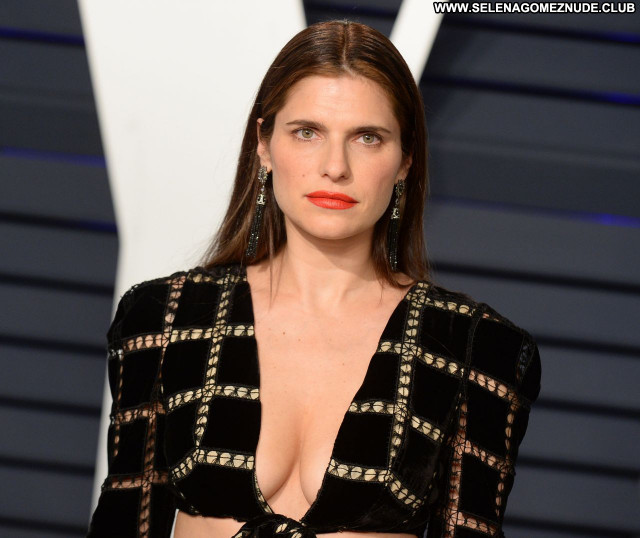 Lake Bell No Source Sexy Babe Celebrity Beautiful Posing Hot