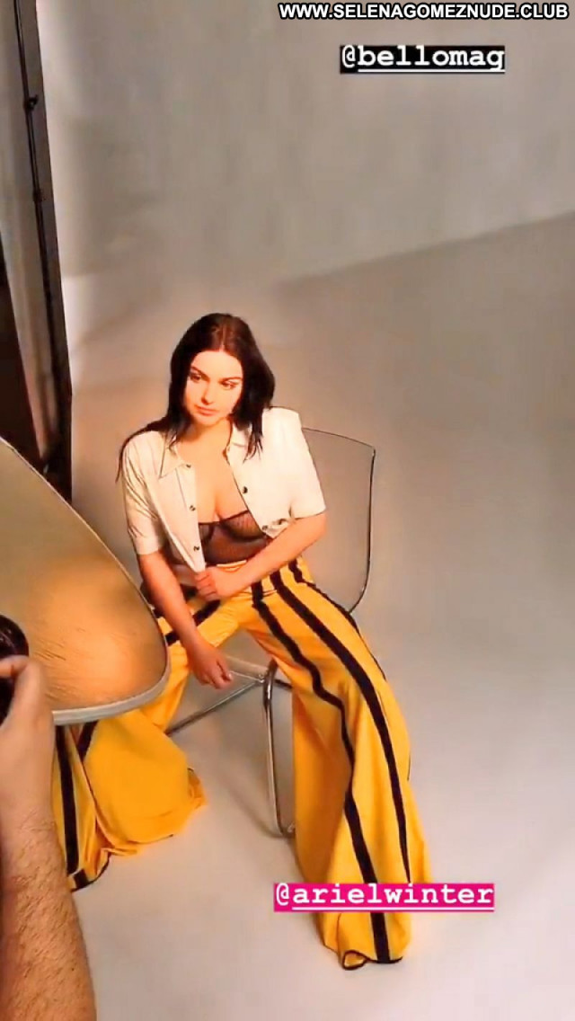 Ariel Winter No Source Beautiful Posing Hot Celebrity Sexy Babe