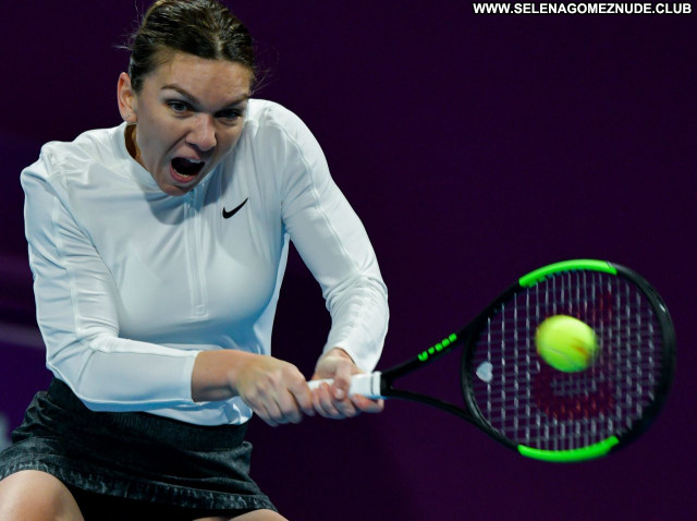 Nip slip halep simona