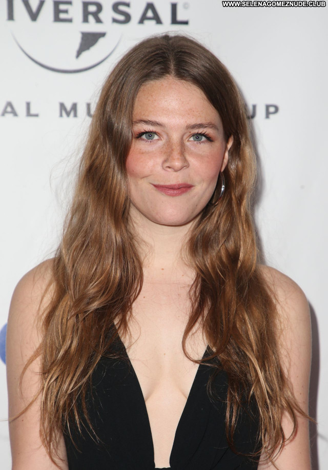 Maggie Rogers No Source Babe Celebrity Sexy Beautiful Posing Hot