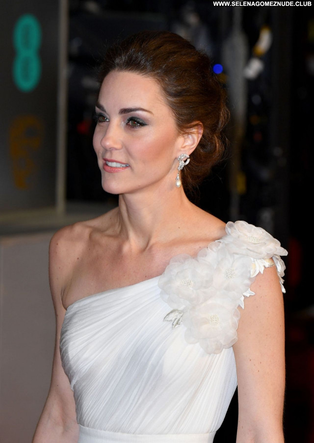 Kate Middleton No Source Sexy Celebrity Beautiful Babe Posing Hot