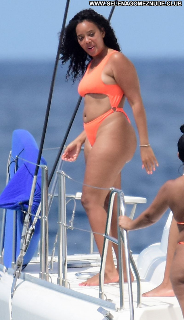 Angela Simmons No Source Posing Hot Celebrity Babe Sexy Beautiful