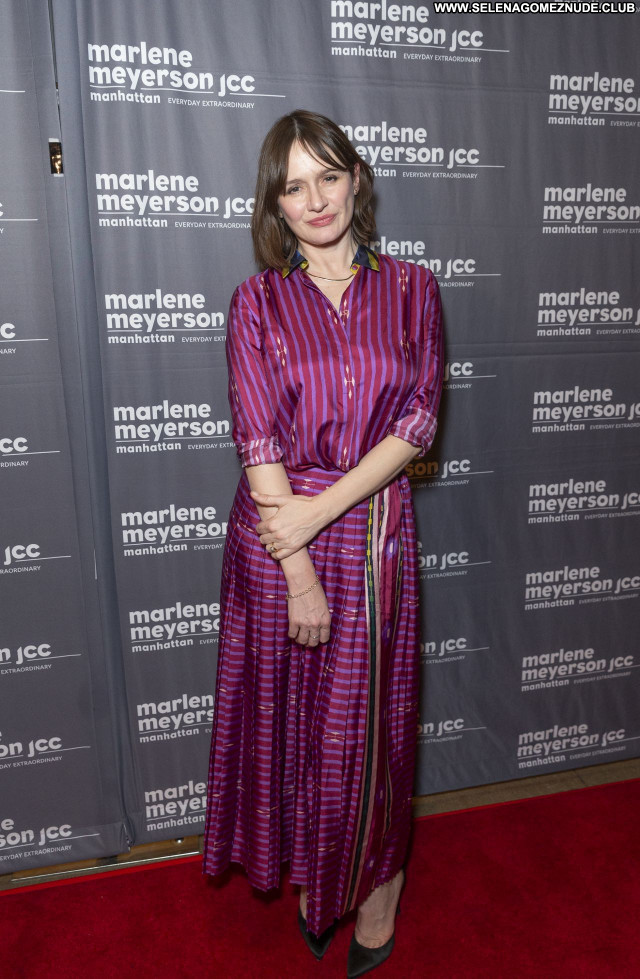 Emily Mortimer No Source Babe Sexy Posing Hot Celebrity Beautiful