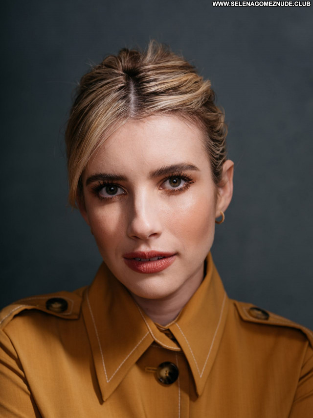 Emma Roberts No Source Posing Hot Babe Beautiful Sexy Celebrity