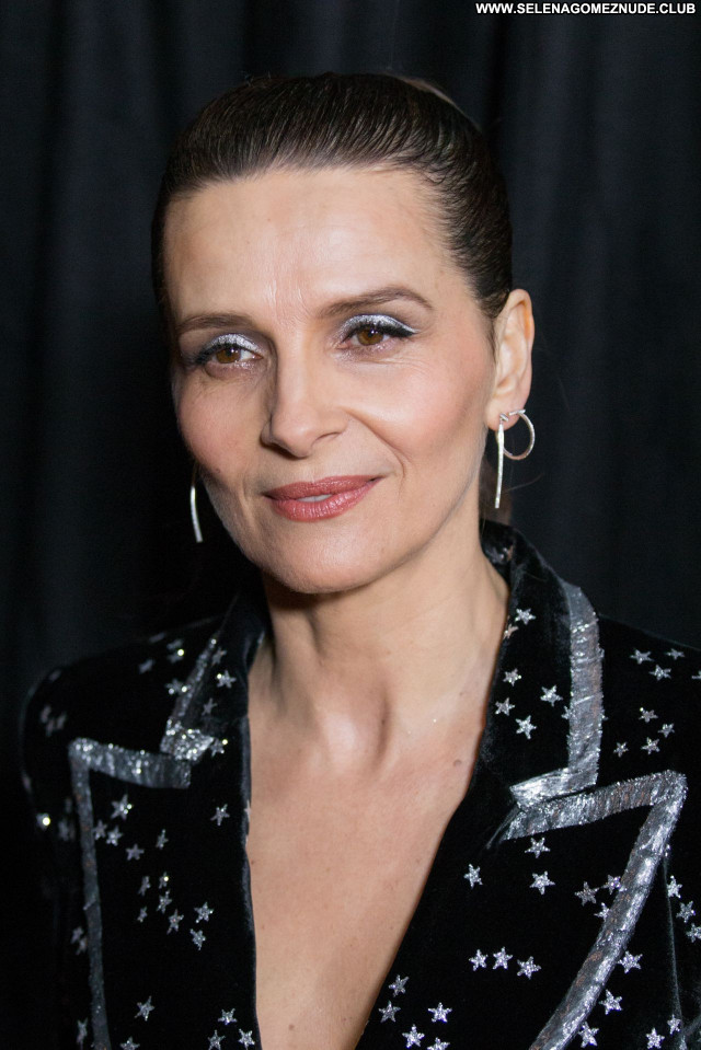 Juliette Binoche No Source Beautiful Posing Hot Celebrity Sexy Babe