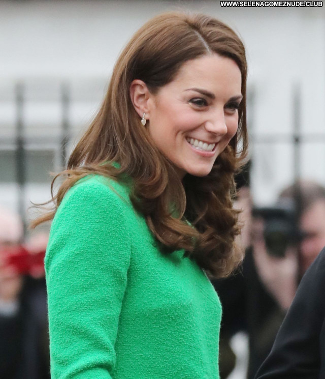 Kate Middleton No Source Sexy Posing Hot Celebrity Babe Beautiful