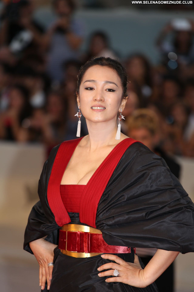 Gong Li No Source Celebrity Beautiful Sexy Babe Posing Hot