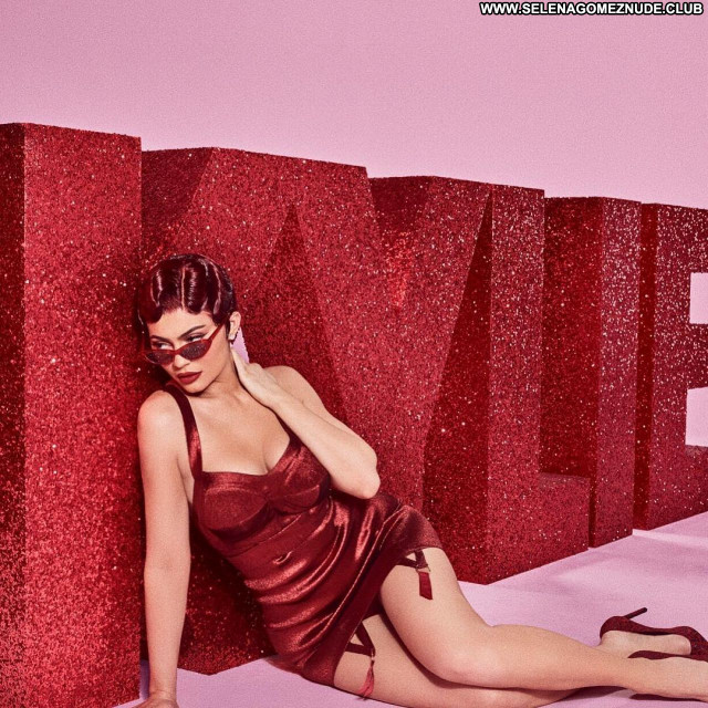 Kylie Jenner No Source Beautiful Babe Celebrity Posing Hot Sexy