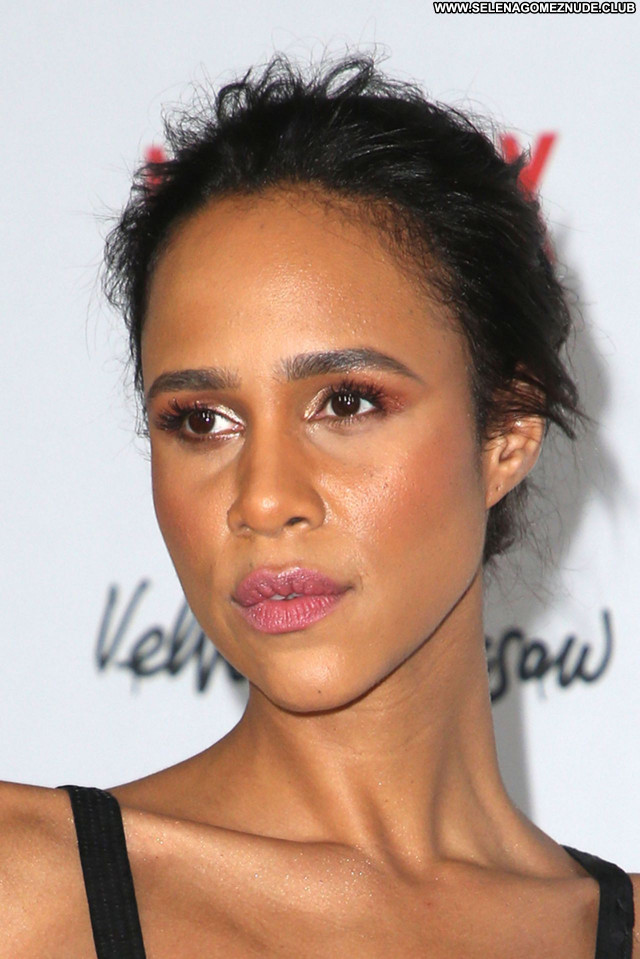 Zawe Ashton No Source Sexy Beautiful Babe Posing Hot Celebrity