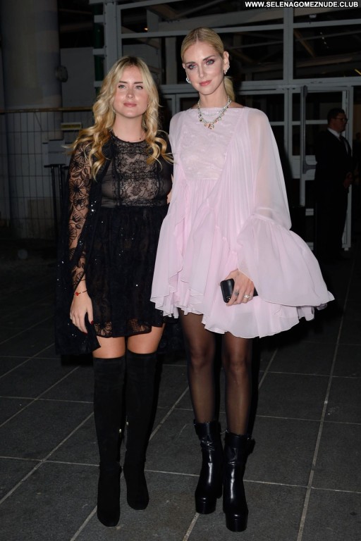 Chiara Ferargni Sexy Posing Hot Celebrity Babe Beautiful Straight