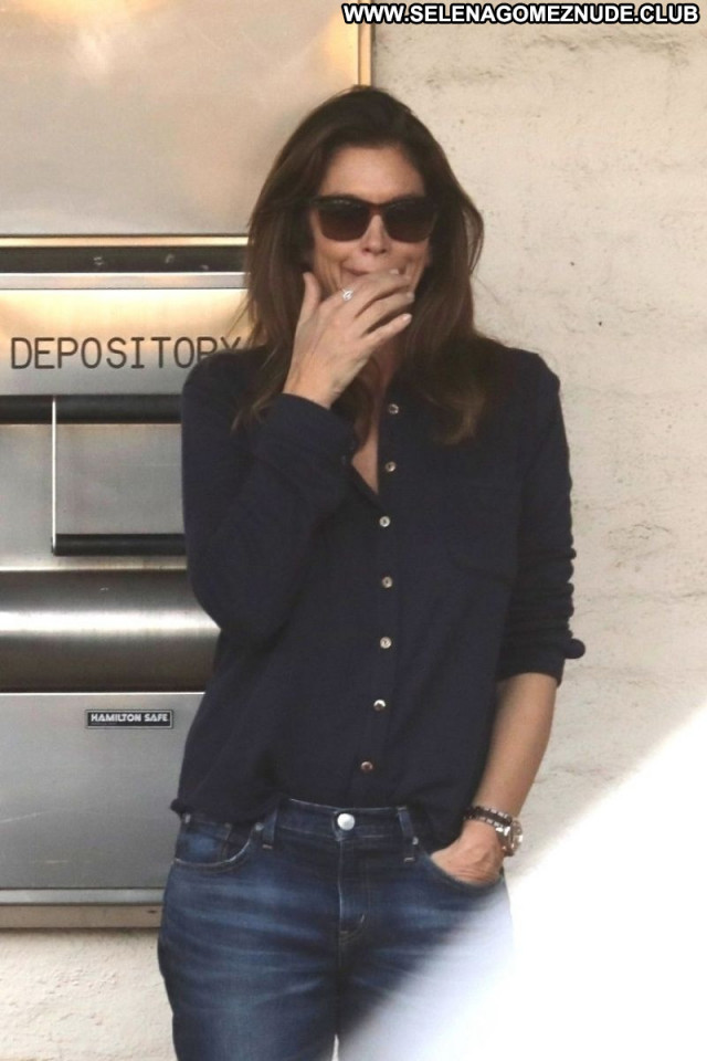 Cindy Crawford No Source Beautiful Babe Posing Hot Sexy Celebrity