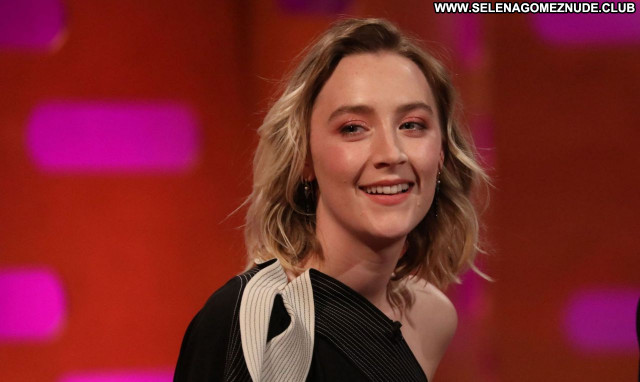 Saoirse Ronan No Source Sexy Beautiful Babe Celebrity Posing Hot