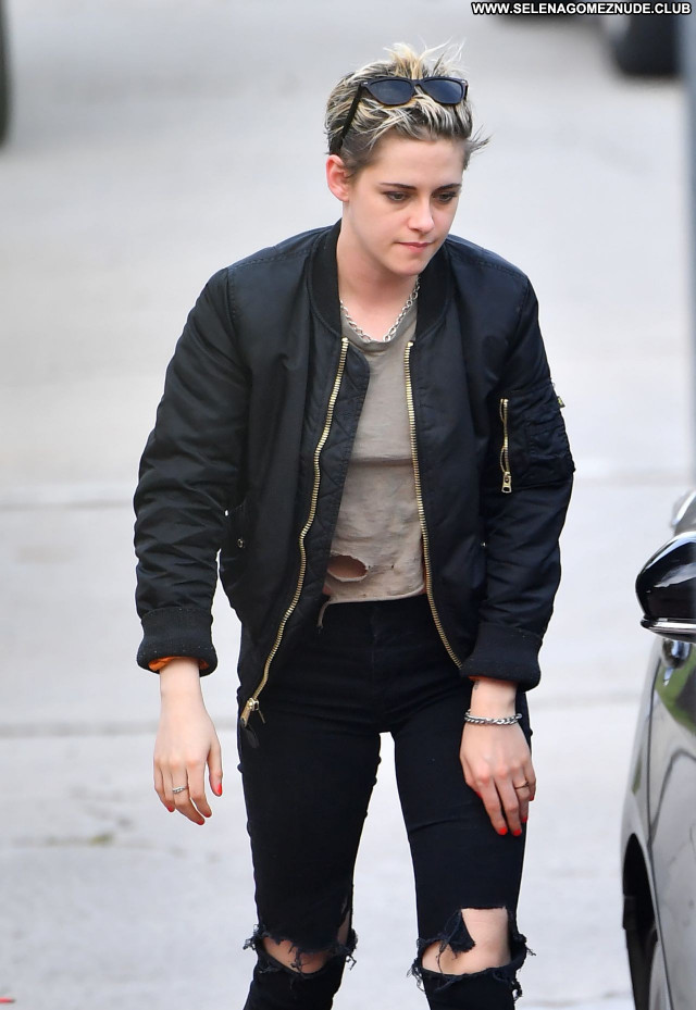 Kristen Stewart No Source  Posing Hot Beautiful Celebrity Babe Sexy