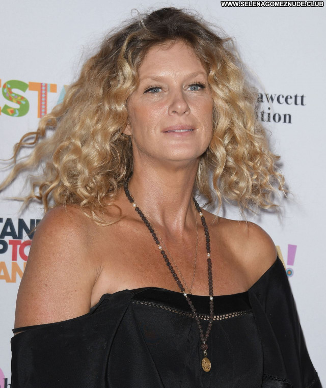 Rachel Hunter No Source Posing Hot Beautiful Celebrity Babe Sexy