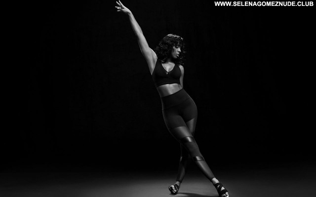 Kelly Rowland No Source Posing Hot Sexy Celebrity Beautiful Babe