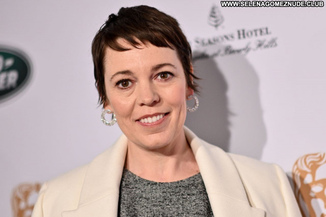 Olivia Colman No Source  Beautiful Babe Sexy Posing Hot Celebrity