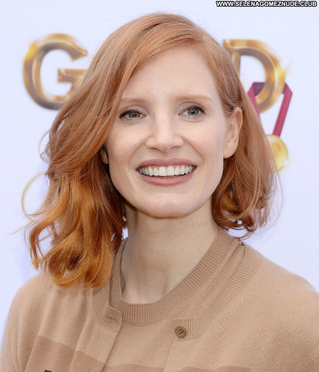 Jessica Chastain No Source Celebrity Beautiful Sexy Posing Hot Babe
