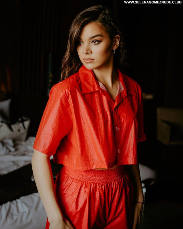 Hailee Steinfeld No Source Babe Beautiful Celebrity Posing Hot Sexy