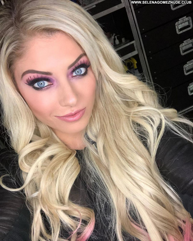 Alexa Bliss No Source Sexy Posing Hot Babe Beautiful Celebrity