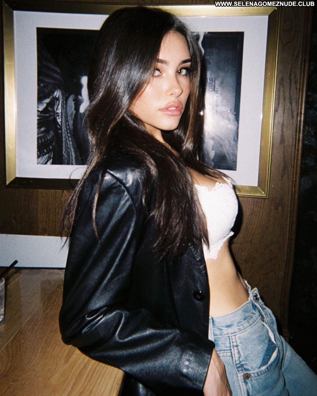 Madison Beer No Source Beautiful Sexy Babe Posing Hot Celebrity