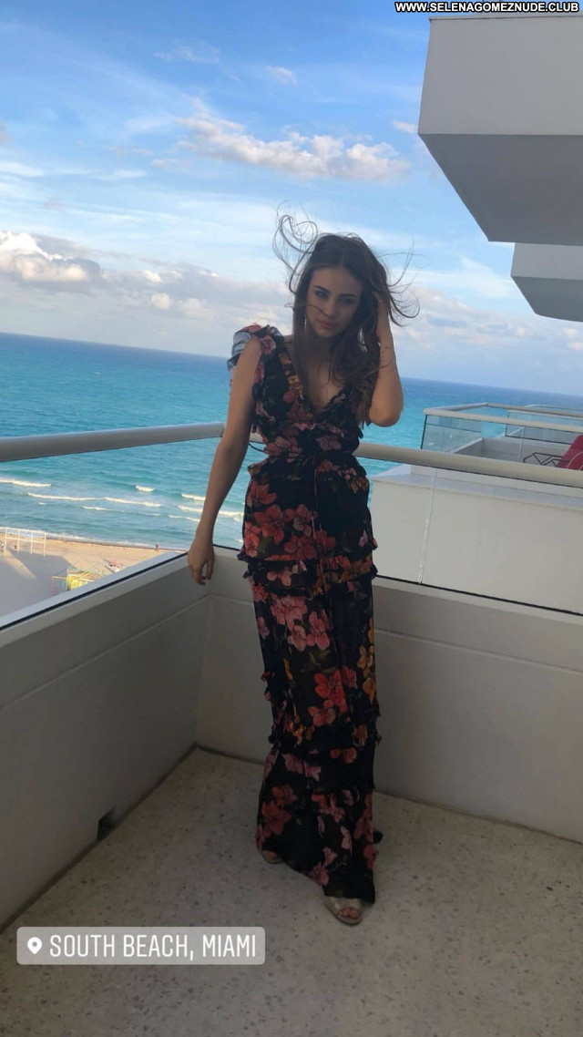 Xenia Tchoumitcheva No Source Babe Posing Hot Celebrity Beautiful Sexy