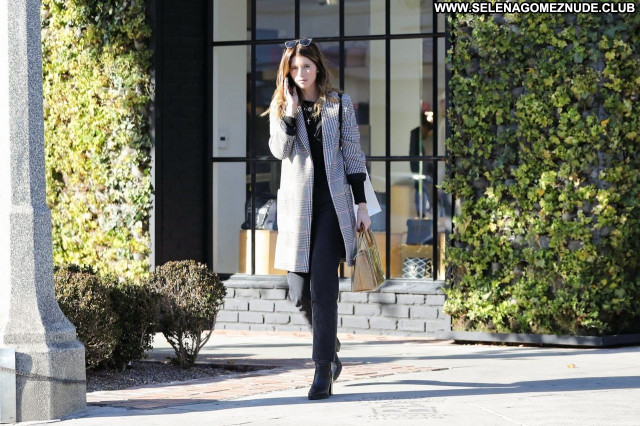 Katherine Schwarzenegger No Source  Celebrity Babe Beautiful Posing