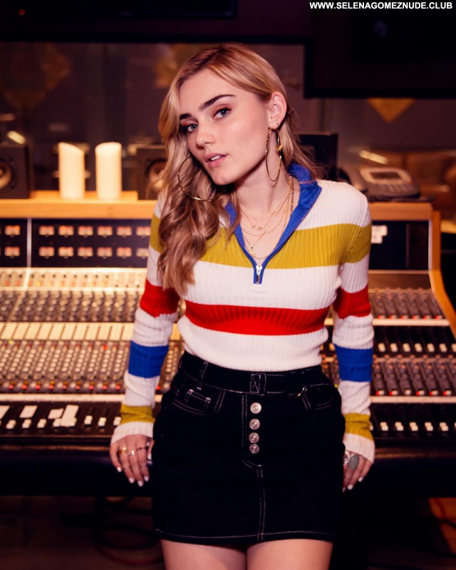Meg Donnelly No Source Posing Hot Babe Sexy Celebrity Beautiful