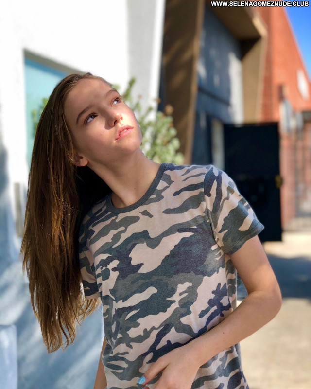 Jayden Bartels No Source Beautiful Babe Celebrity Posing Hot Sexy