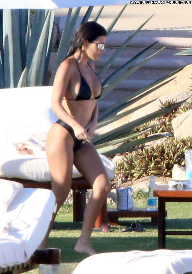 Kourtney Kardashian No Source  Sexy Celebrity Posing Hot Babe