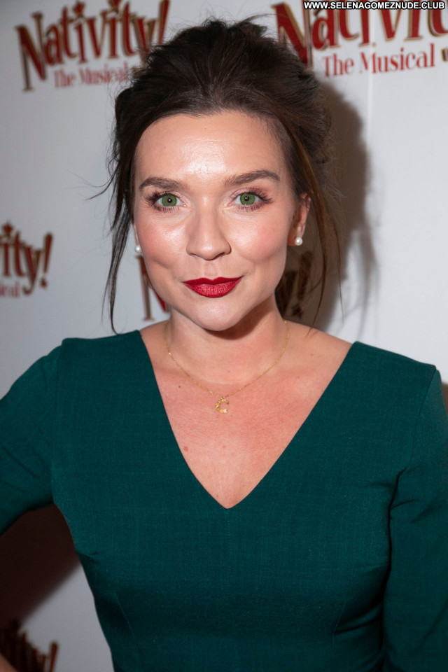 Candice Brown  nackt