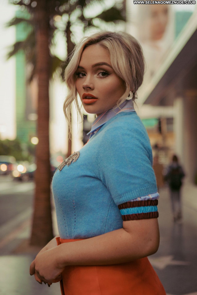Natalie Alyn No Source Beautiful Babe Posing Hot Celebrity Sexy