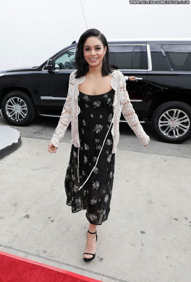 Vanessa Hudgens No Source  Beautiful Celebrity Babe Posing Hot Sexy