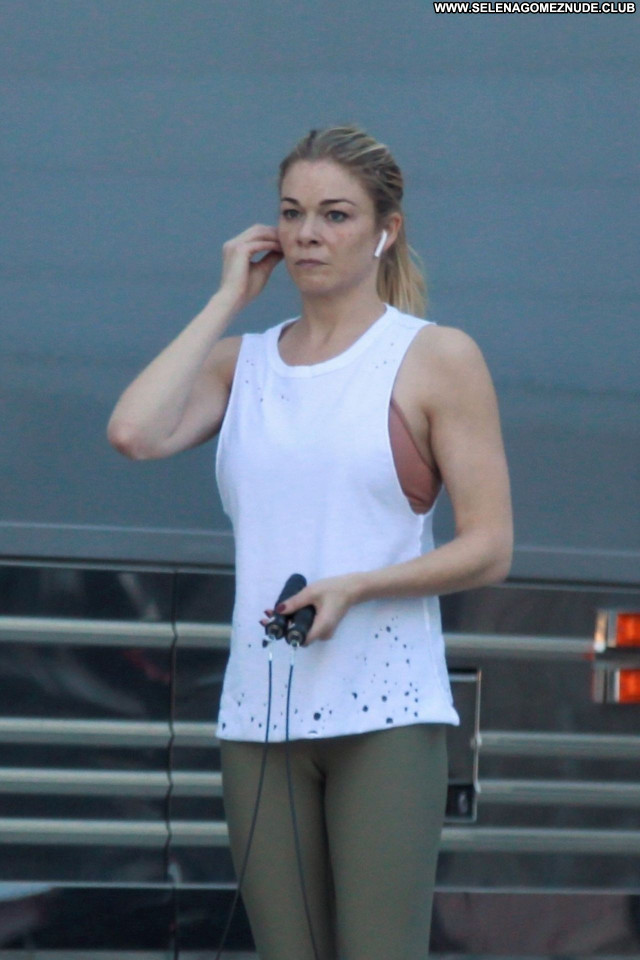 Leann Rimes No Source Posing Hot Sexy Beautiful Celebrity Babe