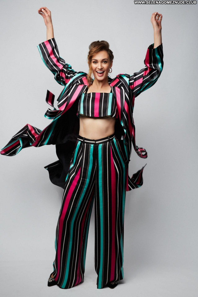 Kat Barrell No Source Sexy Celebrity Posing Hot Beautiful Babe