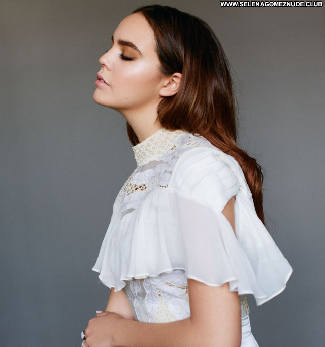 Bailee Madison No Source Posing Hot Celebrity Sexy Babe Beautiful