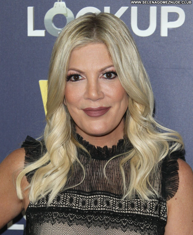 Tori Spelling No Source Celebrity Sexy Posing Hot Babe Beautiful