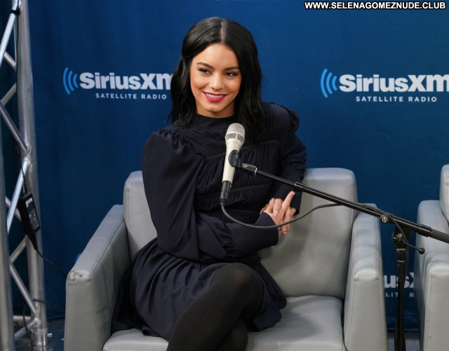 Vanessa Hudgens No Source  Babe Posing Hot Beautiful Celebrity Sexy