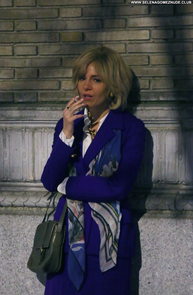Sienna Miller No Source Babe Sexy Posing Hot Celebrity Beautiful