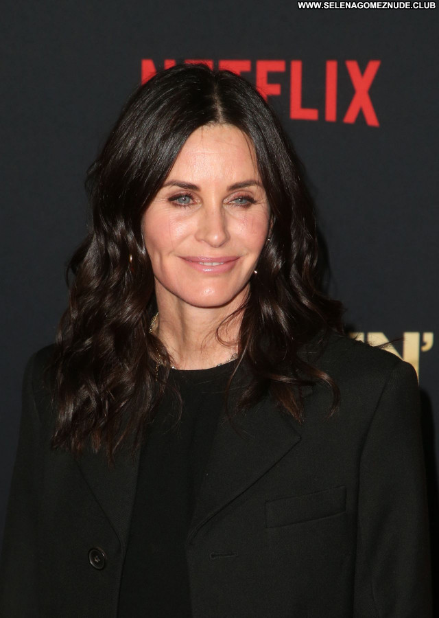 Courteney Cox No Source Sexy Beautiful Celebrity Posing Hot Babe