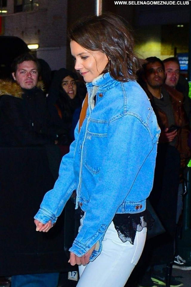Katie Holmes No Source  Beautiful Sexy Babe Posing Hot Celebrity