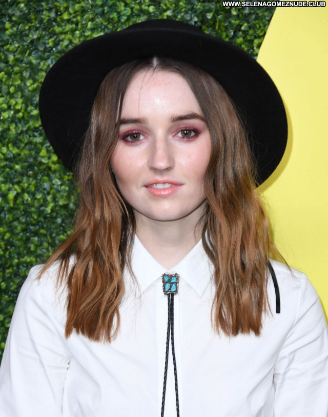 Kaitlyn Dever No Source Beautiful Sexy Babe Posing Hot Celebrity