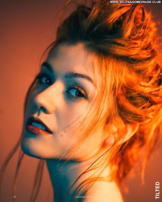 Katherine Mcnamara No Source  Babe Beautiful Posing Hot Sexy Celebrity