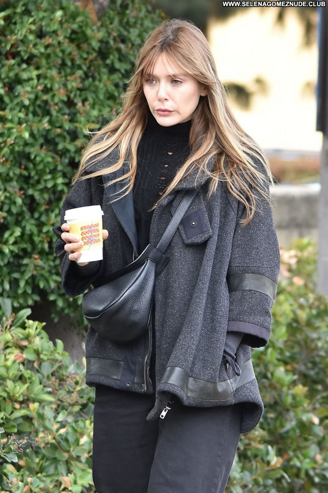 Elizabeth Olsen No Source Sexy Celebrity Posing Hot Beautiful Babe