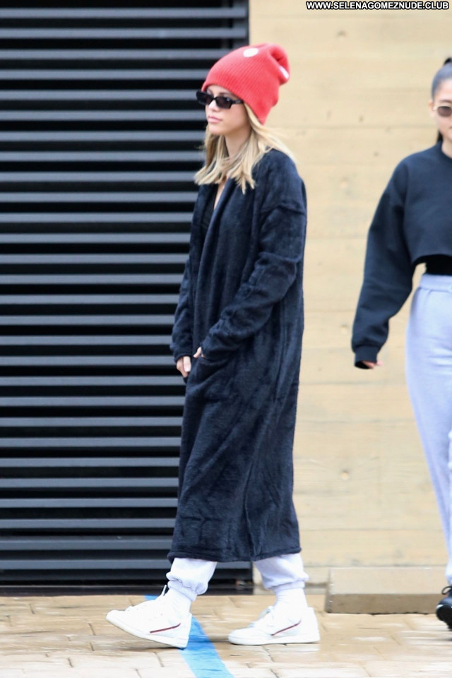 Sofia Richie No Source Posing Hot Beautiful Babe Sexy Celebrity
