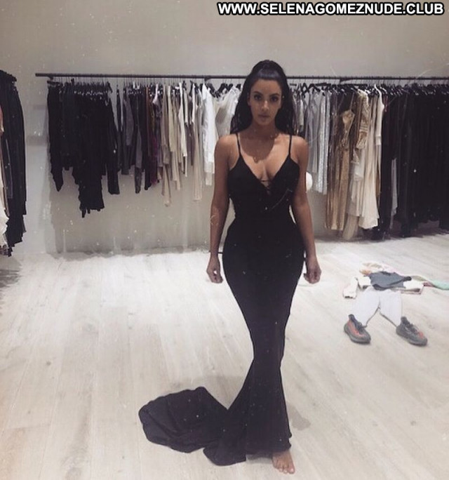 Kim Kardashian No Source Beautiful Sexy Posing Hot Celebrity Babe