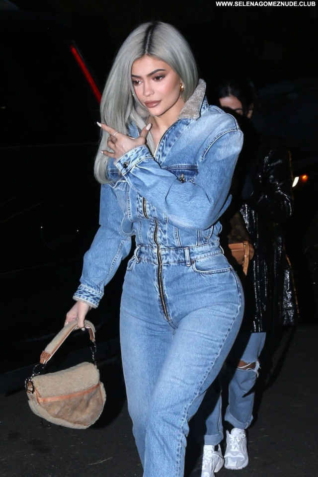 Kylie Jenner No Source Celebrity Posing Hot Beautiful Babe Sexy