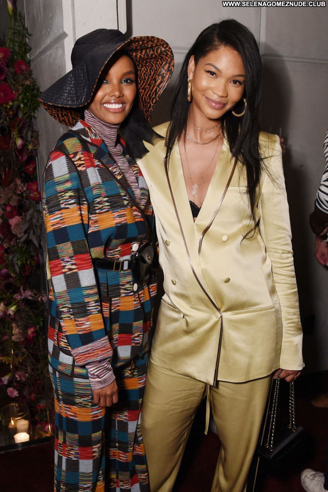 Chanel Iman No Source Sexy Beautiful Babe Posing Hot Celebrity