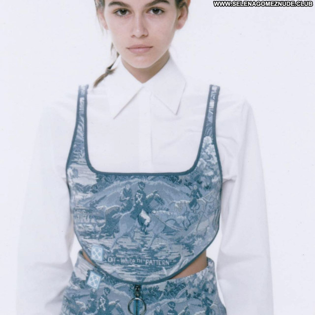 Kaia Gerber No Source Celebrity Sexy Posing Hot Beautiful Babe
