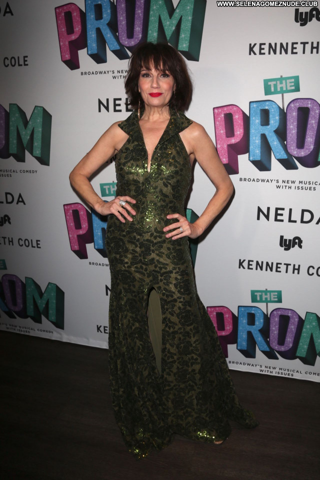 Beth Leavel No Source Beautiful Posing Hot Celebrity Sexy Babe