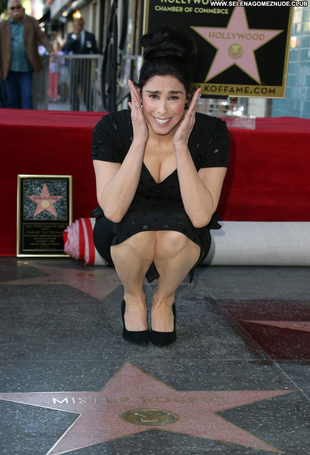 Sarah Silverman No Source Sexy Celebrity Babe Posing Hot Beautiful